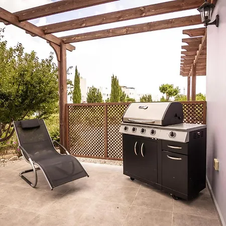Joya Cyp Sunbathed Garden Agios Amvrosios (Kyrenia)