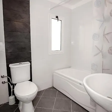 Apartament Joya Cyp Sunbathed Garden Agios Amvrosios (Kyrenia)
